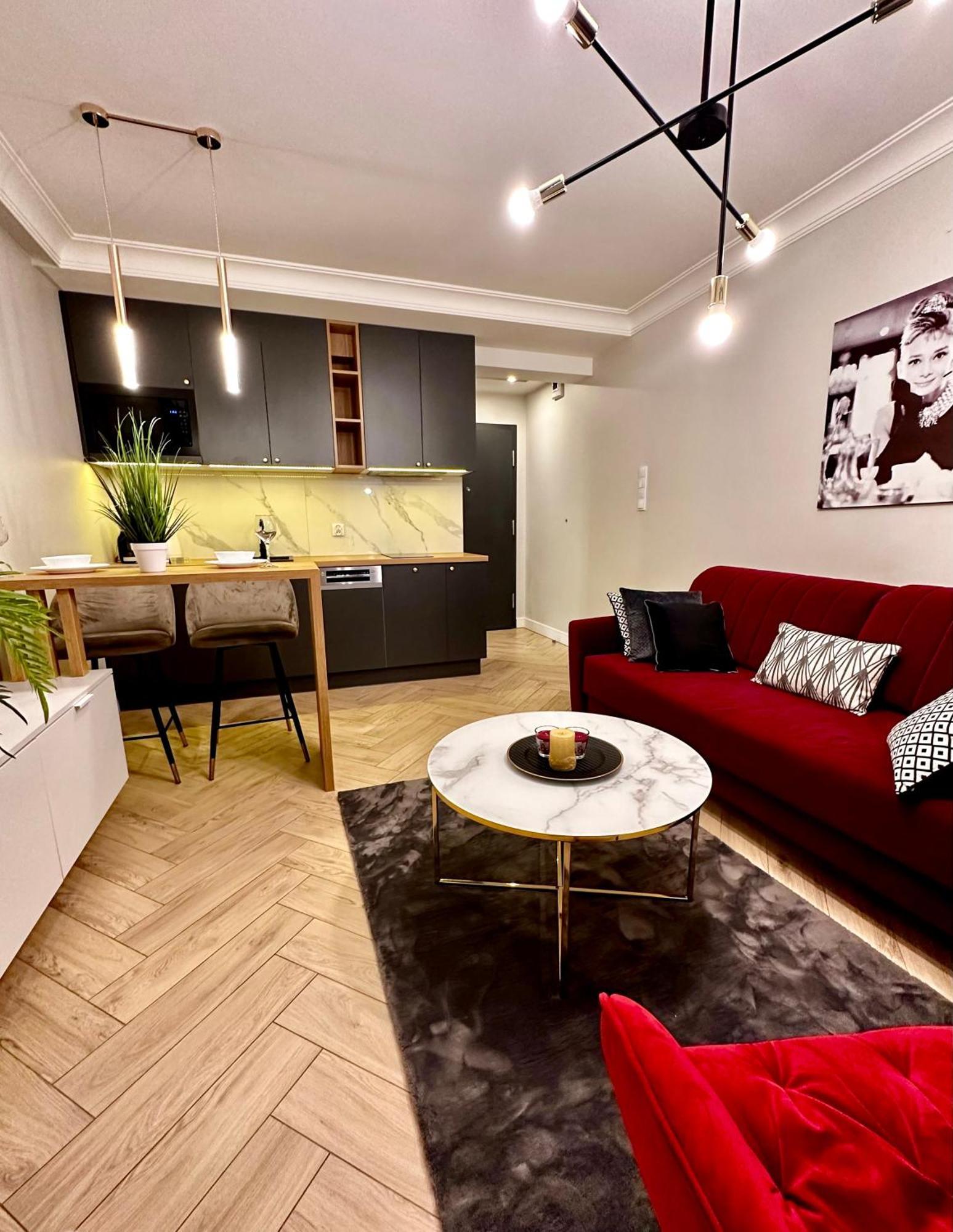 Apartamenty Kielce- Apartament Saphire Przy Zalew Kielecki, Faktura, Parking, Centrum Dış mekan fotoğraf