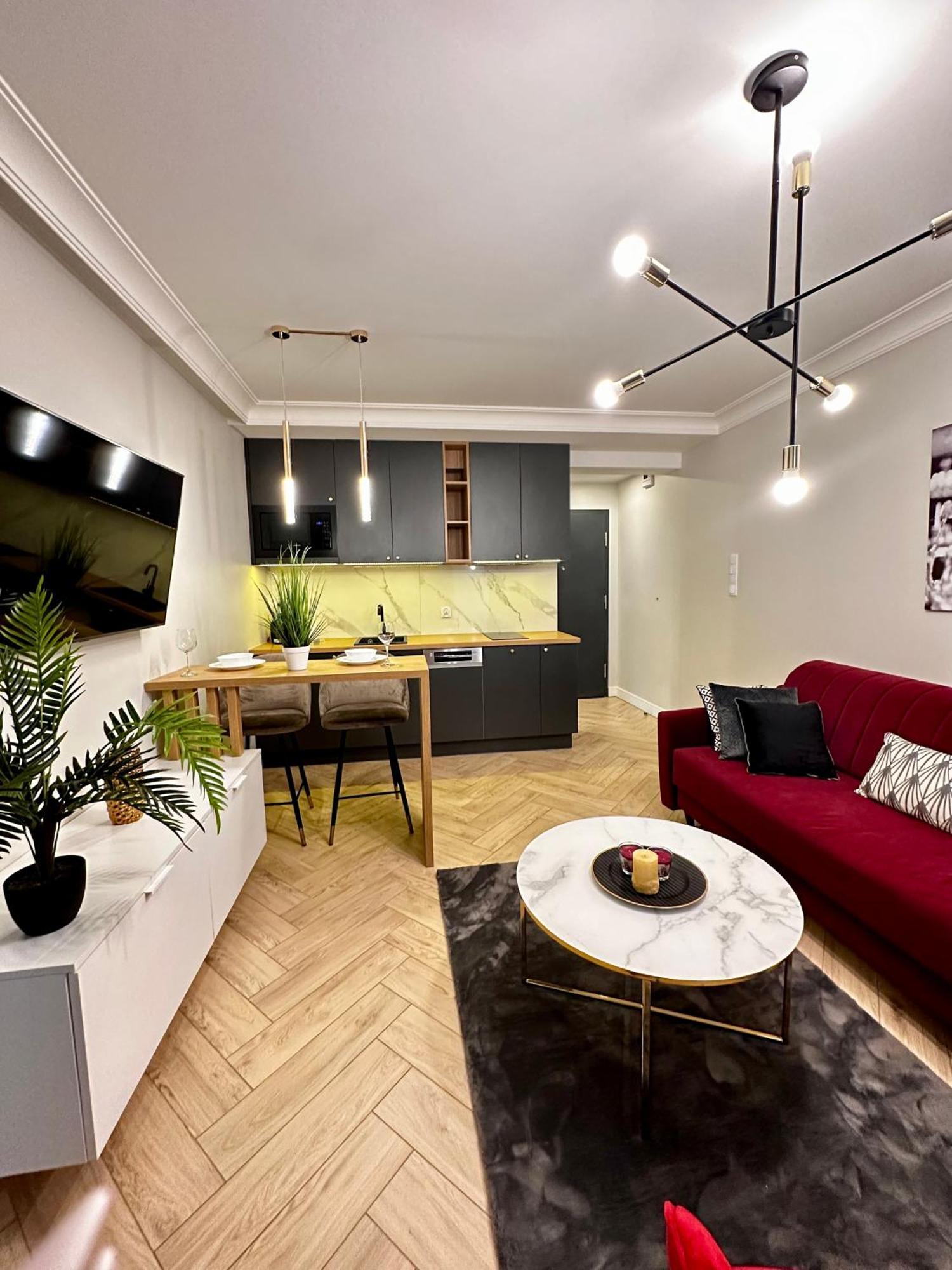 Apartamenty Kielce- Apartament Saphire Przy Zalew Kielecki, Faktura, Parking, Centrum Dış mekan fotoğraf