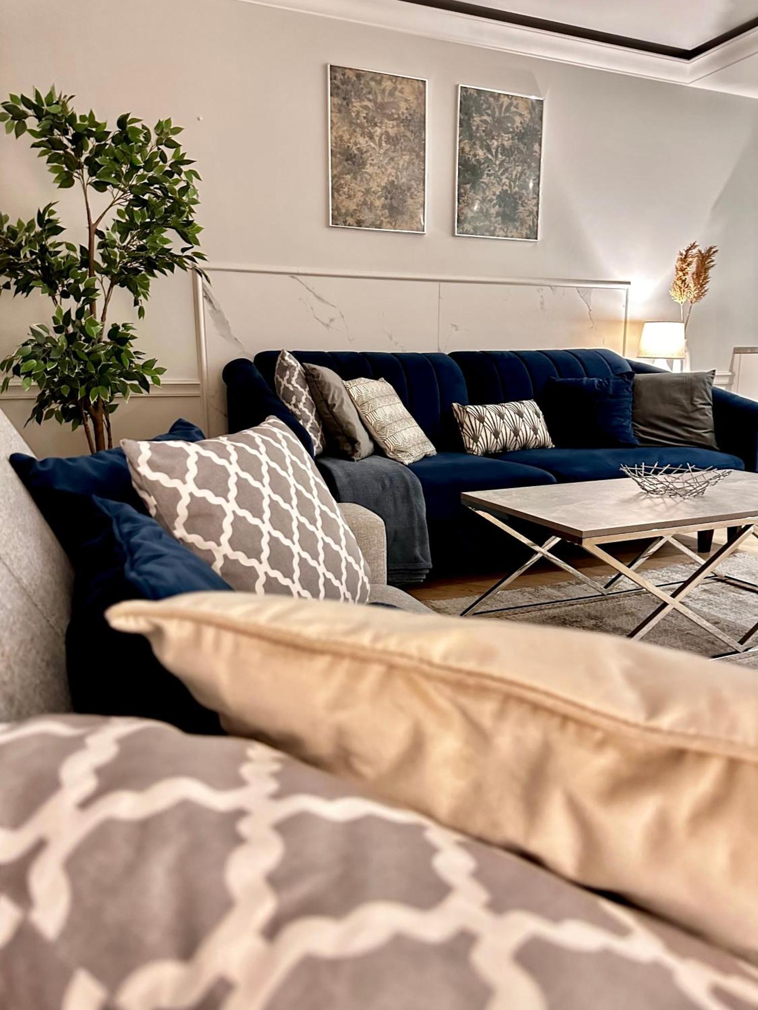 Apartamenty Kielce- Apartament Saphire Przy Zalew Kielecki, Faktura, Parking, Centrum Dış mekan fotoğraf