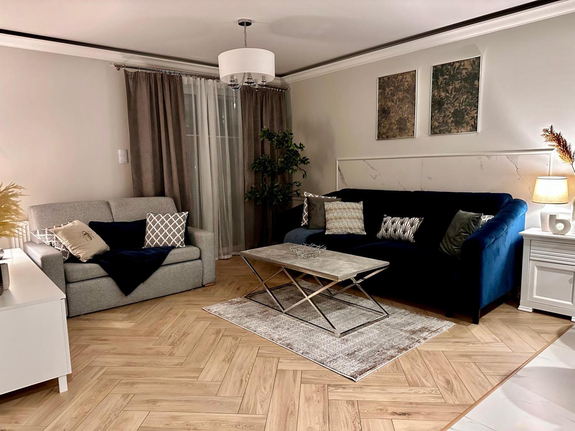 Apartamenty Kielce- Apartament Saphire Przy Zalew Kielecki, Faktura, Parking, Centrum Dış mekan fotoğraf