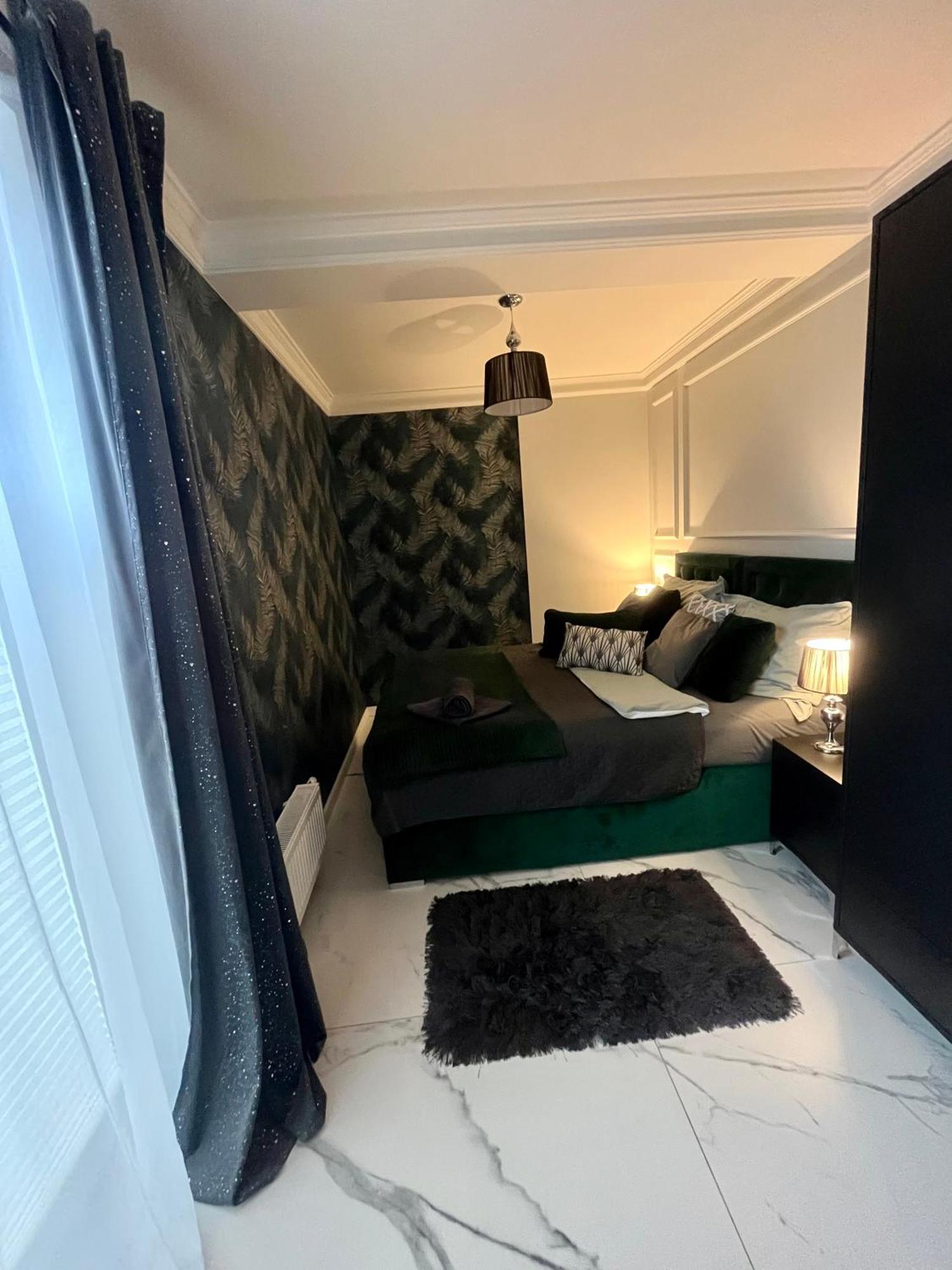 Apartamenty Kielce- Apartament Saphire Przy Zalew Kielecki, Faktura, Parking, Centrum Dış mekan fotoğraf